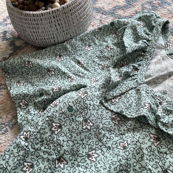 Ann Taylor Sea-Green Floral Top - Picture 4 of 6